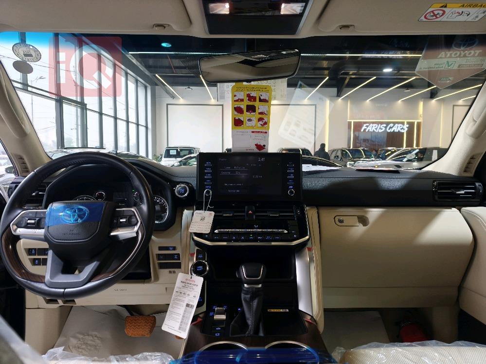 تويوتا لاندكروزر